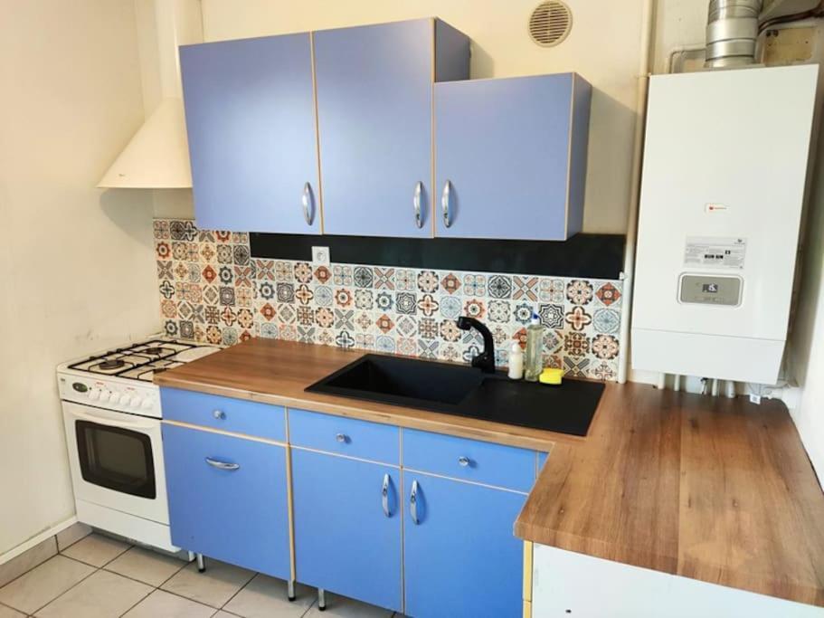 Appartement 76M2 Lumineux Centre Ville Garage Prive 3Ieme Etage Sans Ascenseur ฟูแฌร์ ภายนอก รูปภาพ